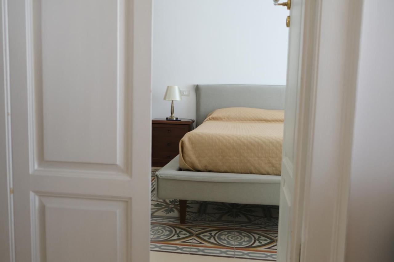 Al Corso Charming Rooms Peschici Bagian luar foto