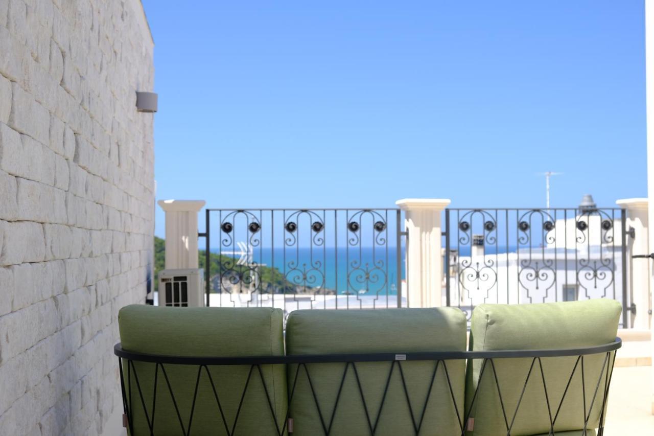 Al Corso Charming Rooms Peschici Bagian luar foto