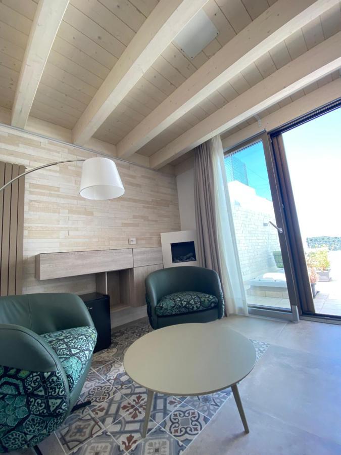 Al Corso Charming Rooms Peschici Bagian luar foto